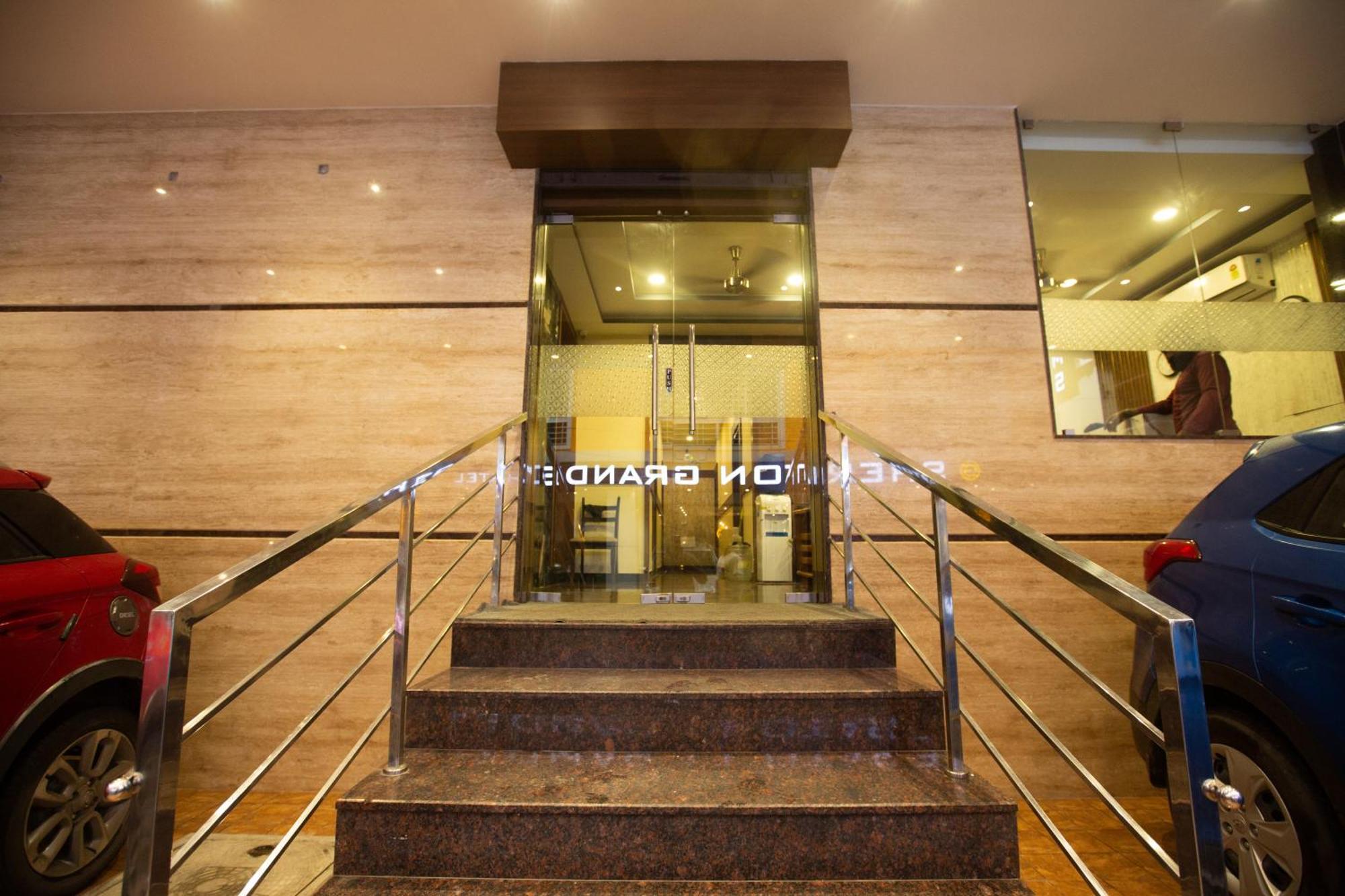 The Park Avenue Hotel - Business Class Hotel Near Central Railway Station Chennai Periyamet Extérieur photo